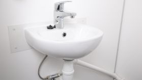 Flyttbar toalett keramisk