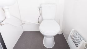 Flyttbar dubbeltoalett keramisk